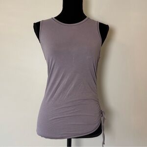 Lululemon Sleeveless Shirt Women’s 6 Light Dusty Purple Cinched Side